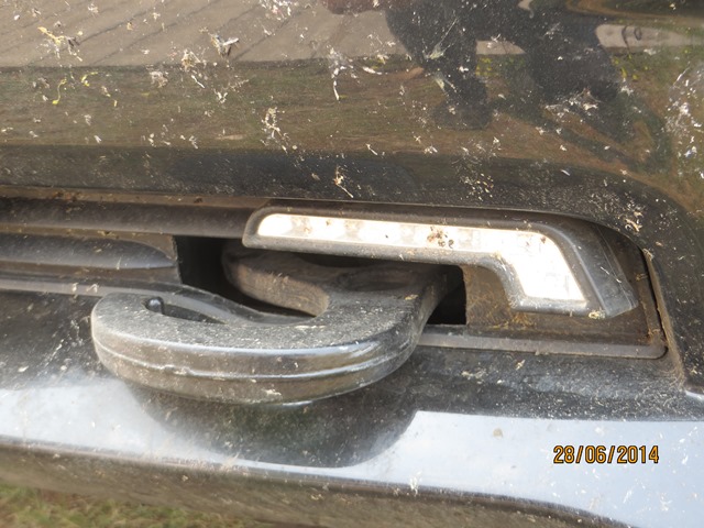 h27da008-2.jpg